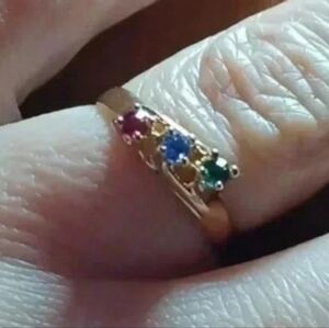 Gold-plated Mother's ring. yellow